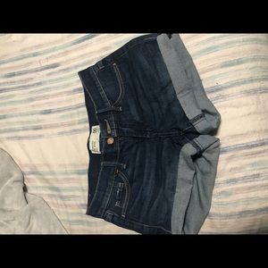 abercrombie & fitch (size 00 waist 24”)